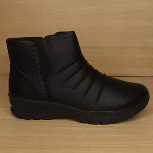 Easy Street Easy Works New Black Autumn Ankle Boots 8 1/2